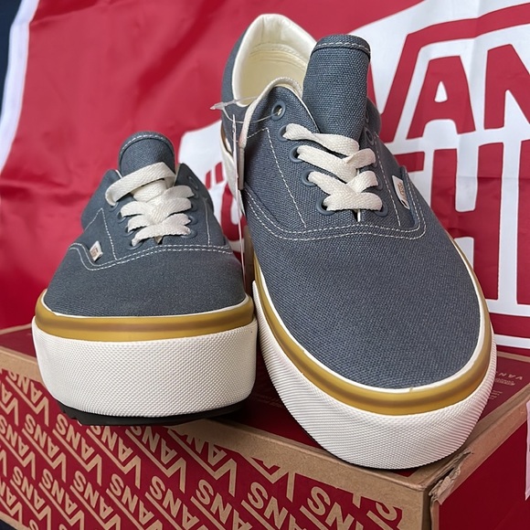 Vans Era Stacked
Canvas Stormy Weather
VNOA4BTORV2
Men’s platform - sneakers - Picture 7 of 16